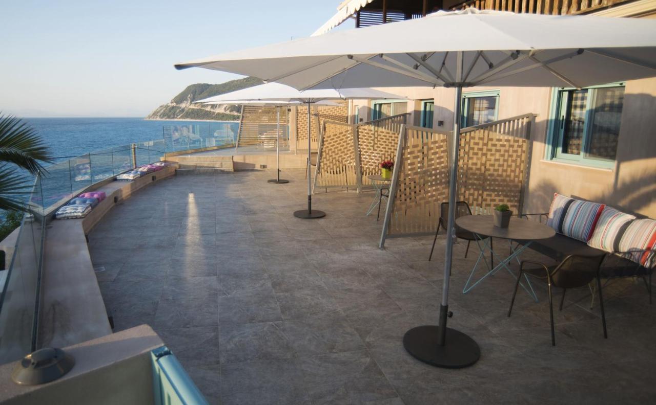 Aparthotel The Ionian View Áyios Nikítas Habitación foto